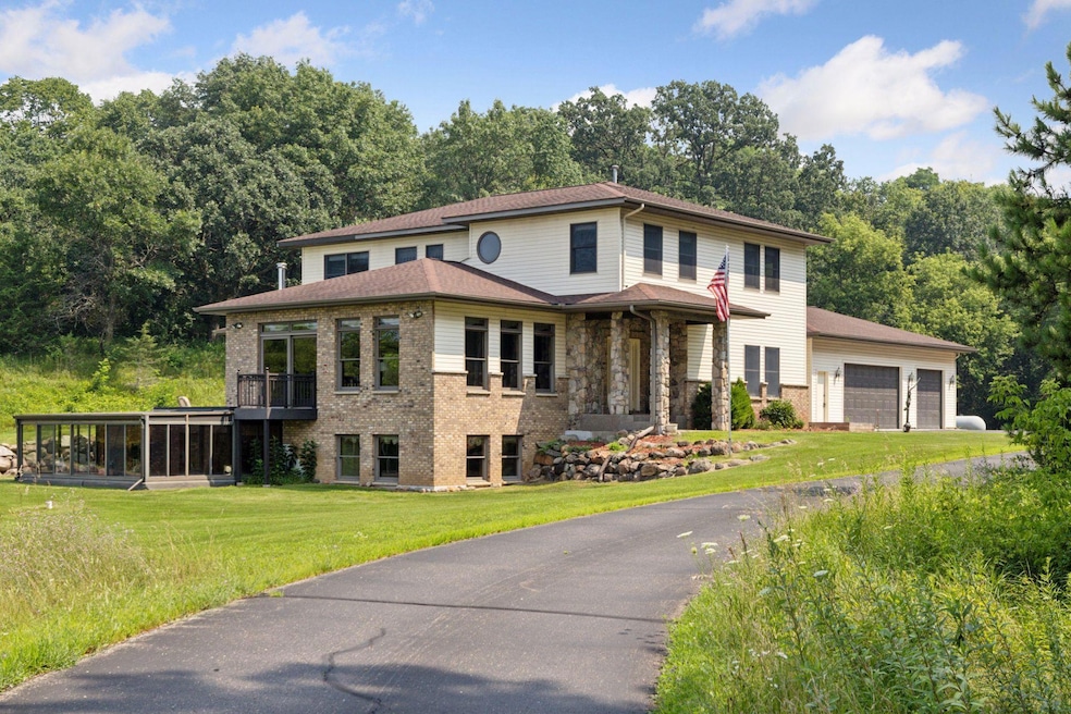 241A Glen Cir, River Falls, WI 54022 - photo 1