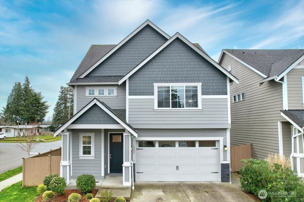 Sold $800,000 • Co-Listing Agent