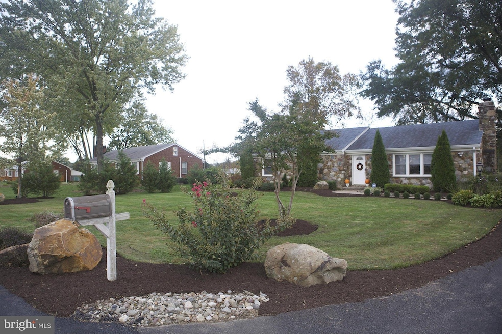 43435 Valleyvista Ln, Chantilly, VA 20152 - photo 1