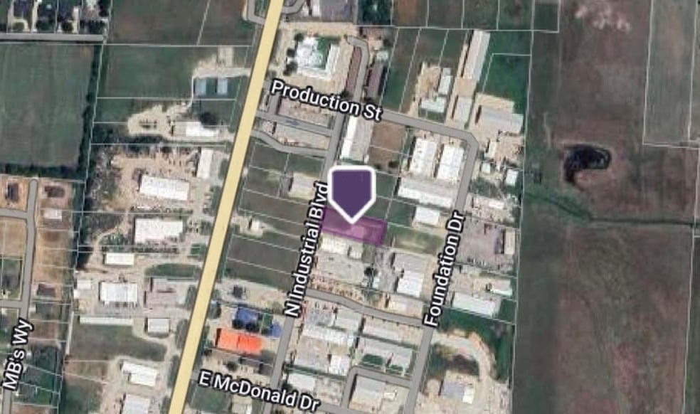 1125 N Industrial Blvd, Pilot Point, TX 76258 - photo 1