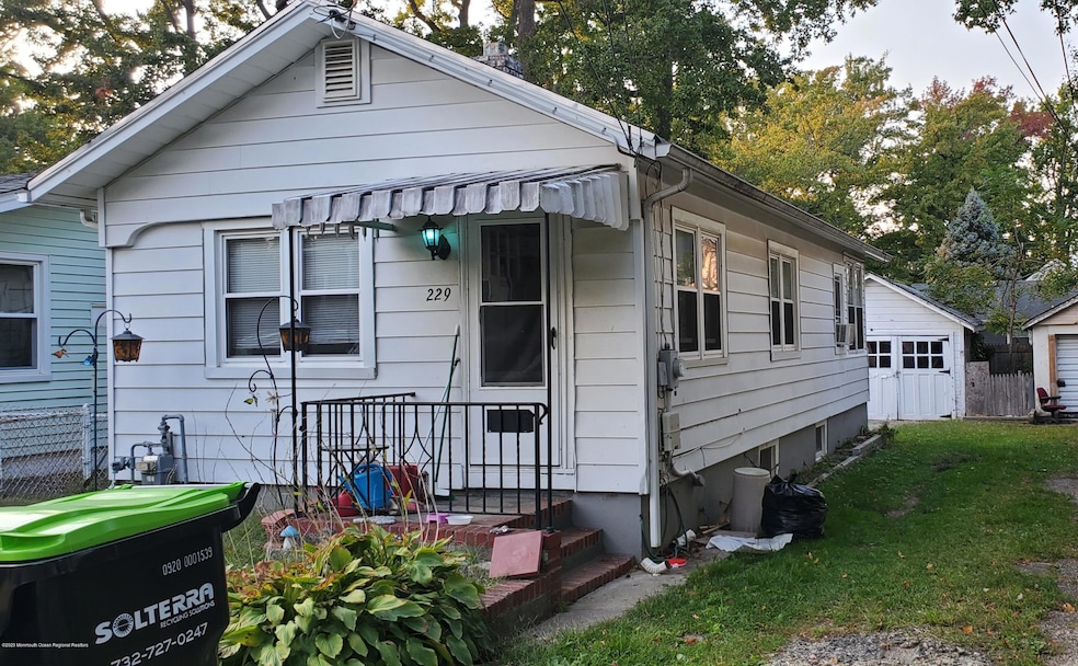 229 Birchwood Dr, Keyport, NJ 07735 - photo 1