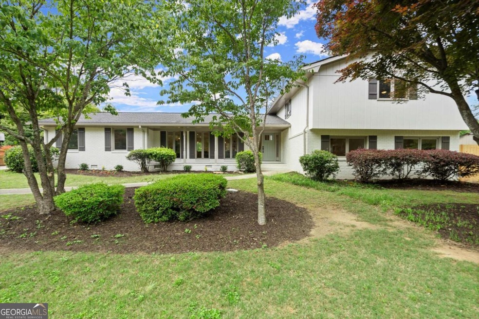 Sold $825,000 • Co-Listing Agent