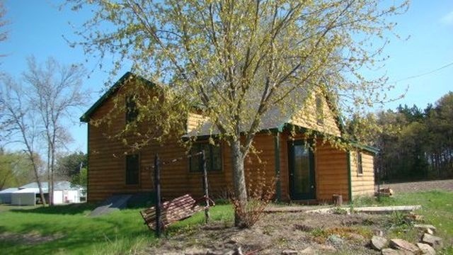 N7725 8th Ave, New Lisbon, WI 53950 - photo 1