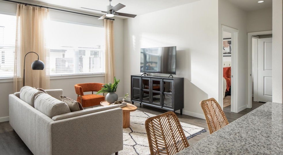 12111 Main St unit 4205, Houston, TX 77035 - photo 1