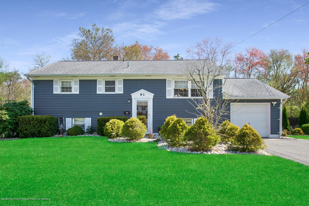 91 Darien Rd Howell Township-large-001-0