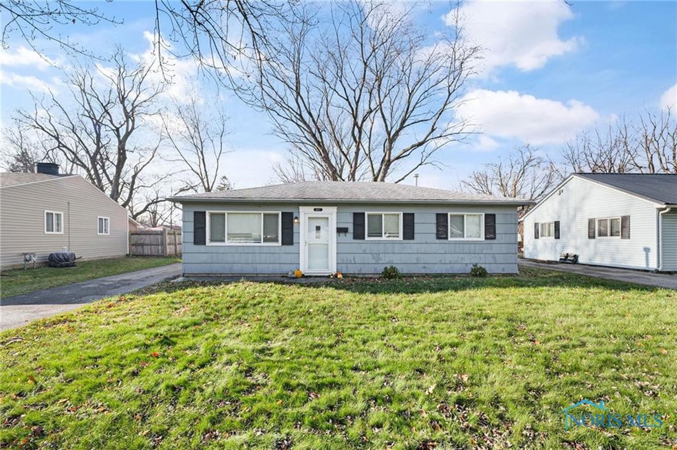 327 Clifton Rd, Toledo, OH 43607 - photo 1