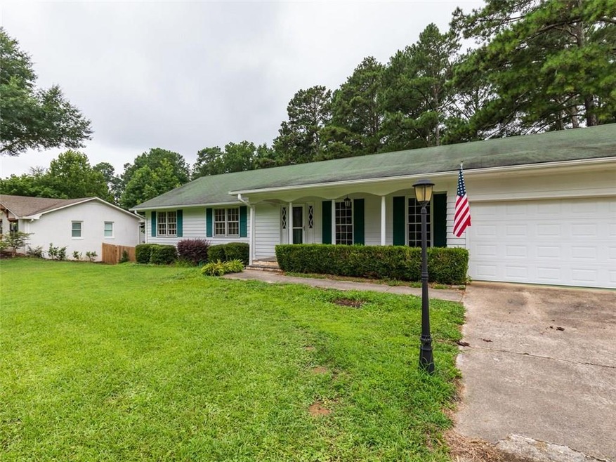 Prime location off of Mayfield Road close to Alpha