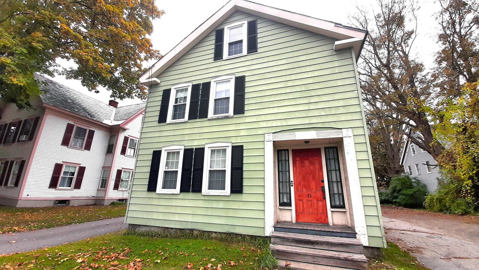 71 Atkinson St, Bellows Falls, VT 05101 - photo 1
