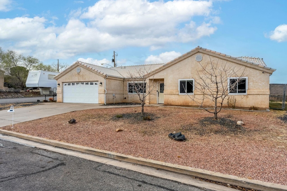 615 N 220 W, La Verkin, UT 84745 - photo 1