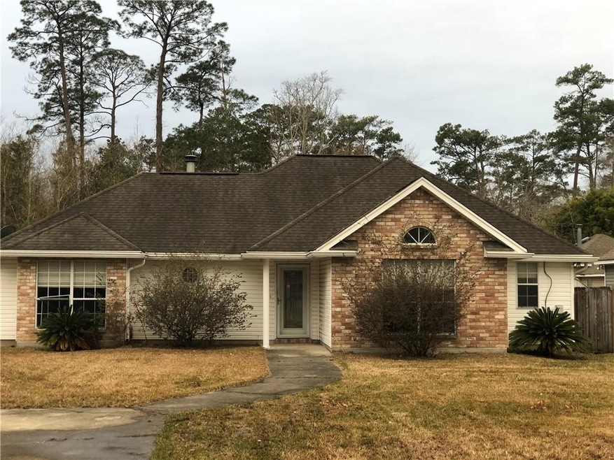 1143 Walnut St, Slidell, LA 70460 - photo 1