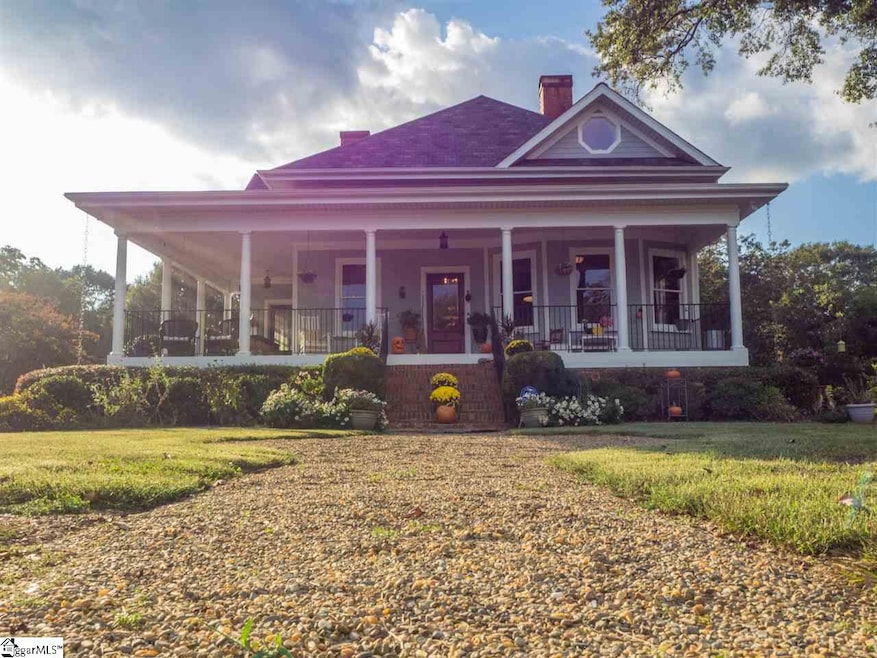 505 Hudson Rd, Greenville, SC 29615 - photo 1