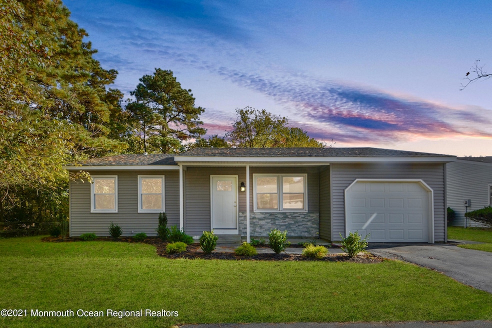 10 Caribou Dr unit 10, Whiting, NJ 08759 - photo 1