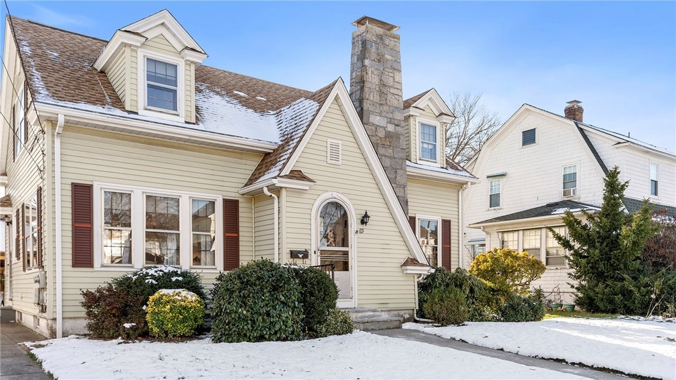 69 Welfare Ave, Cranston, RI 02910 - photo 1