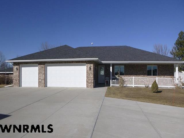 For Sale $463,000 • Co-Listing Agent