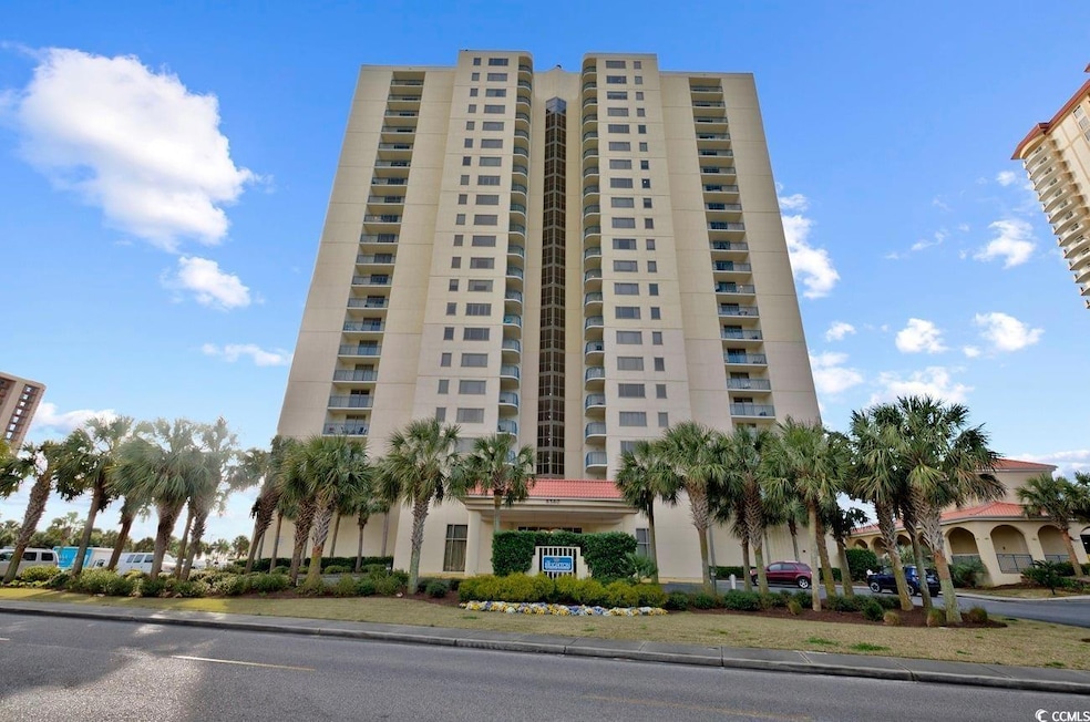 View of apartment building / complex