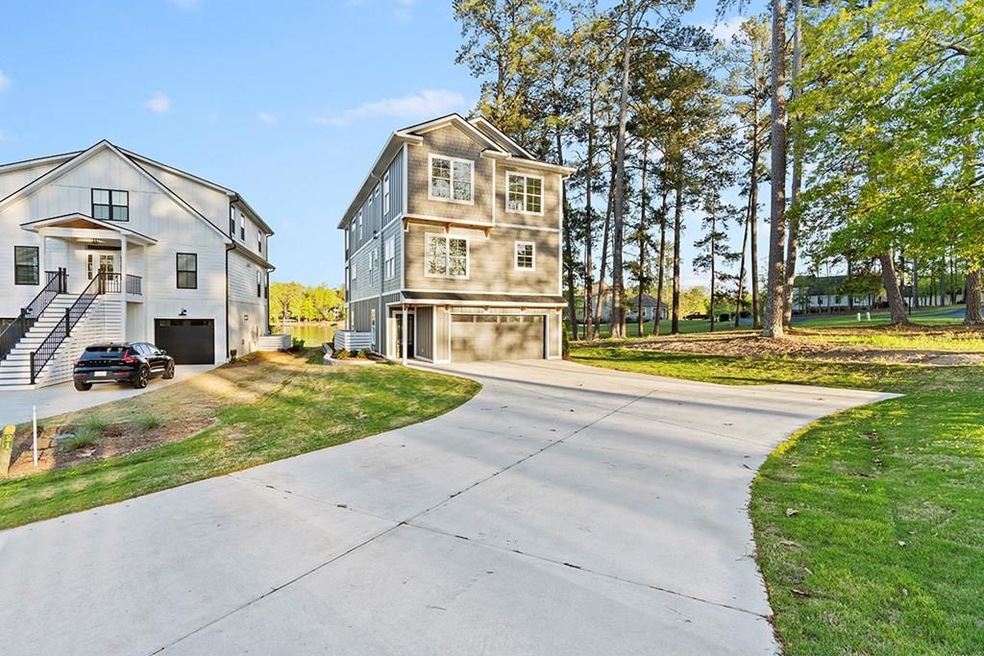 Sold $735,000