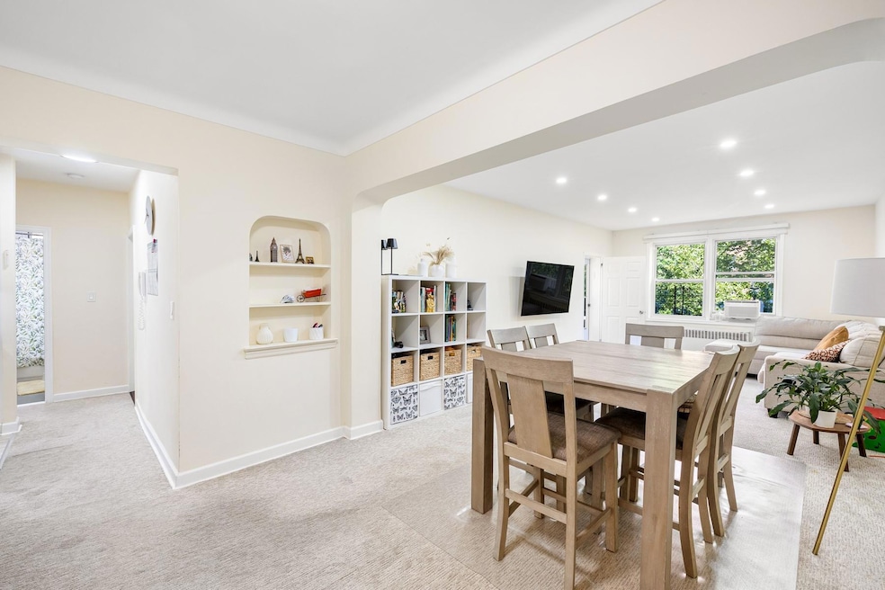 99-41 64th Ave unit B17, Rego Park, NY 11374 - photo 1