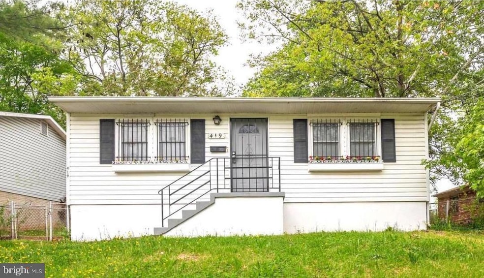 For Sale $325,000 • Co-Listing Agent