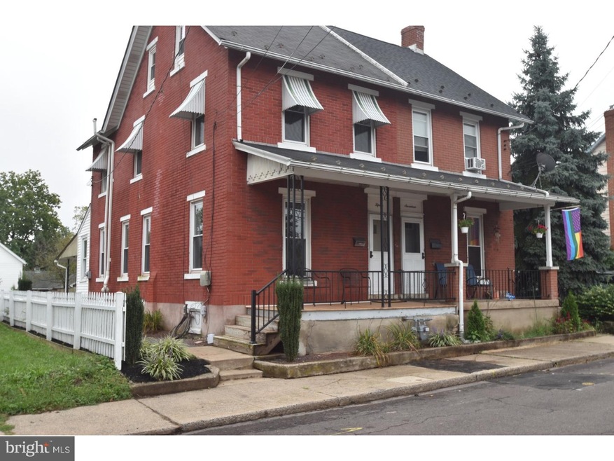 15 S 9th St, Quakertown, PA 18951 - photo 1