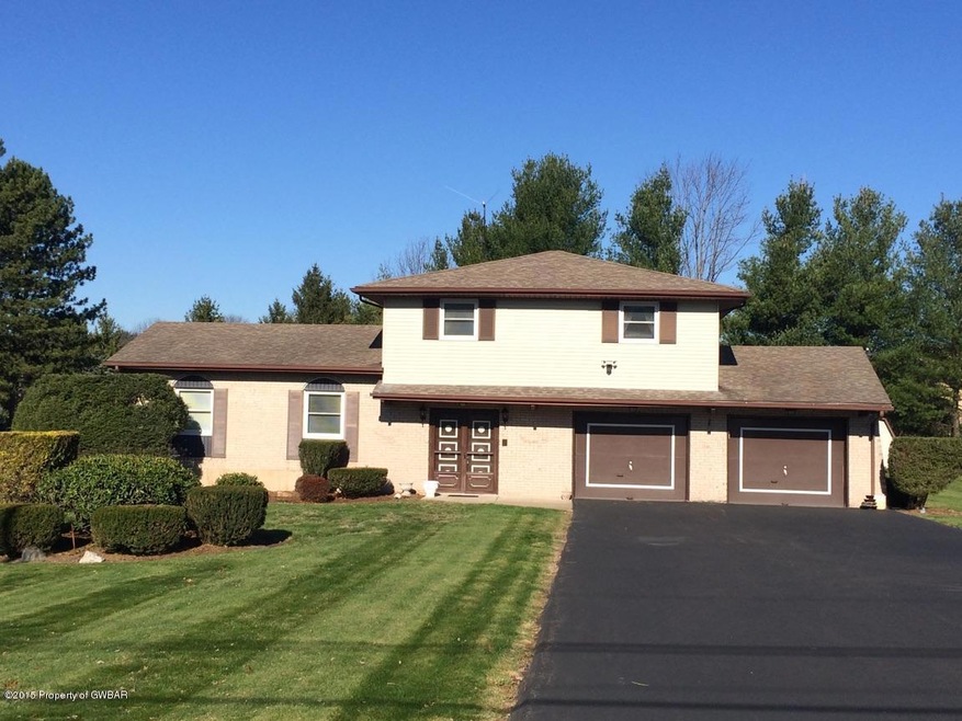 240 Conyngham Drums Rd, Sugarloaf, PA 18249 - photo 1