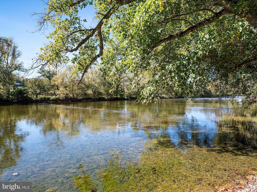 For Sale $480,000 • Co-Listing Agent