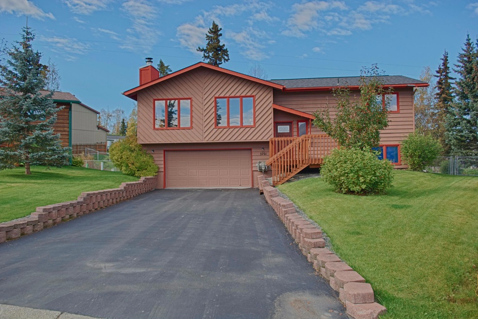 3701 Gary Cooper Cir
