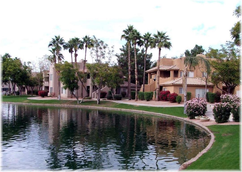 Lakeshore-at-Andersen-Springs 1