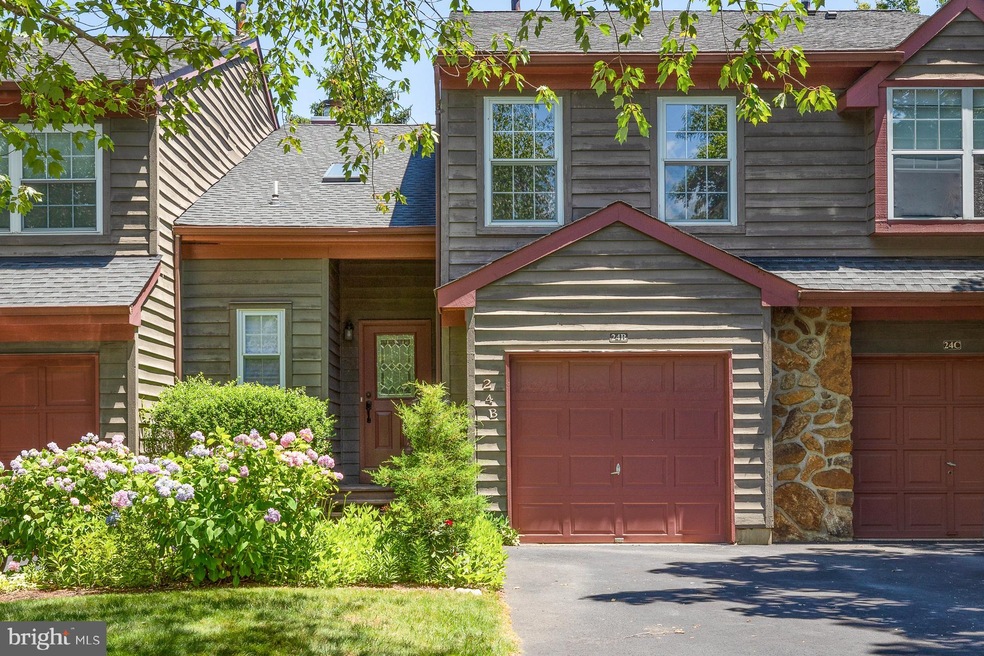 24B Chestnut Ct, Princeton, NJ 08540 - photo 1