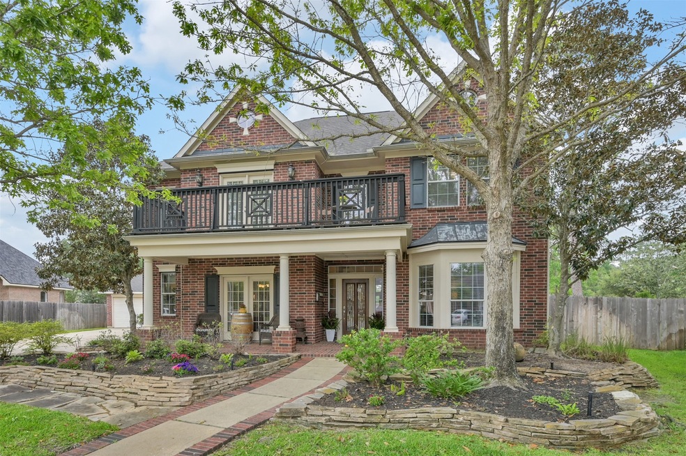 Stunning home in Coles Crossing Subdivision is walking distance to Elementary School