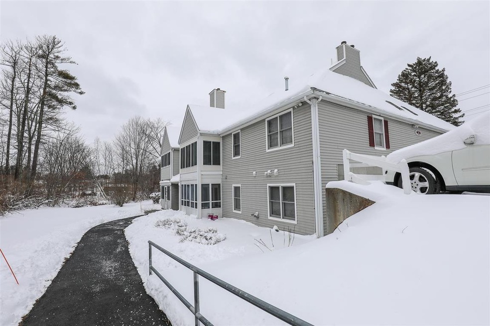 491 Mammoth Rd unit 6, Londonderry, NH 03053 - photo 1