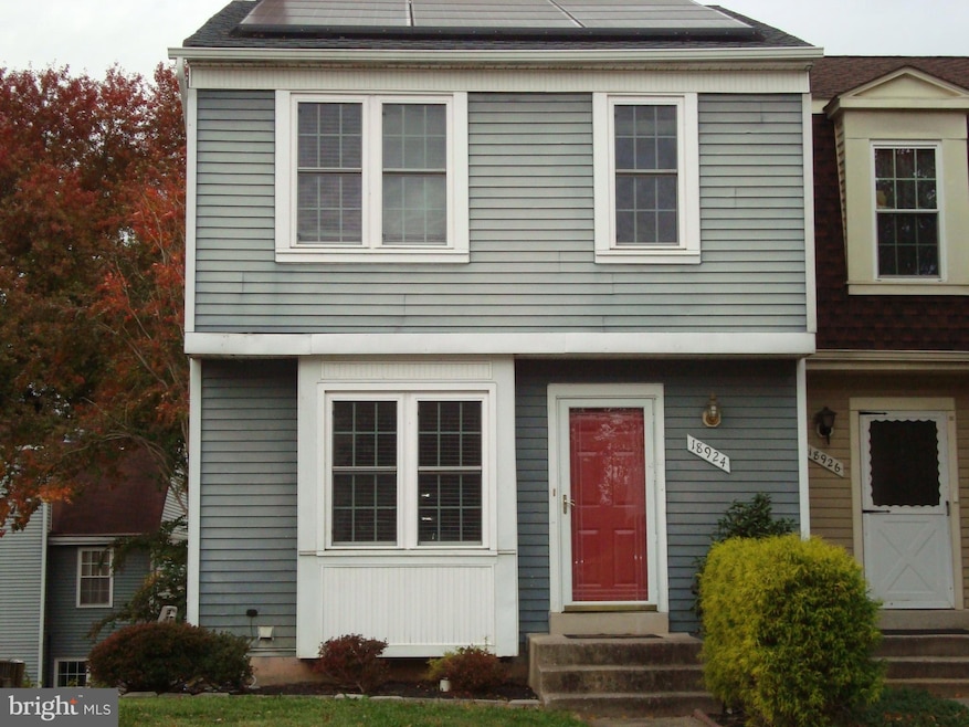 For Rent $2,400/month