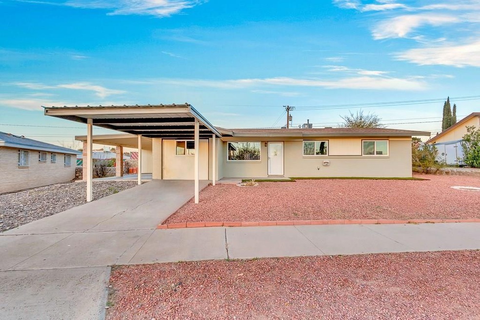 10205 Sugarberry Dr, El Paso, TX 79925 - photo 1