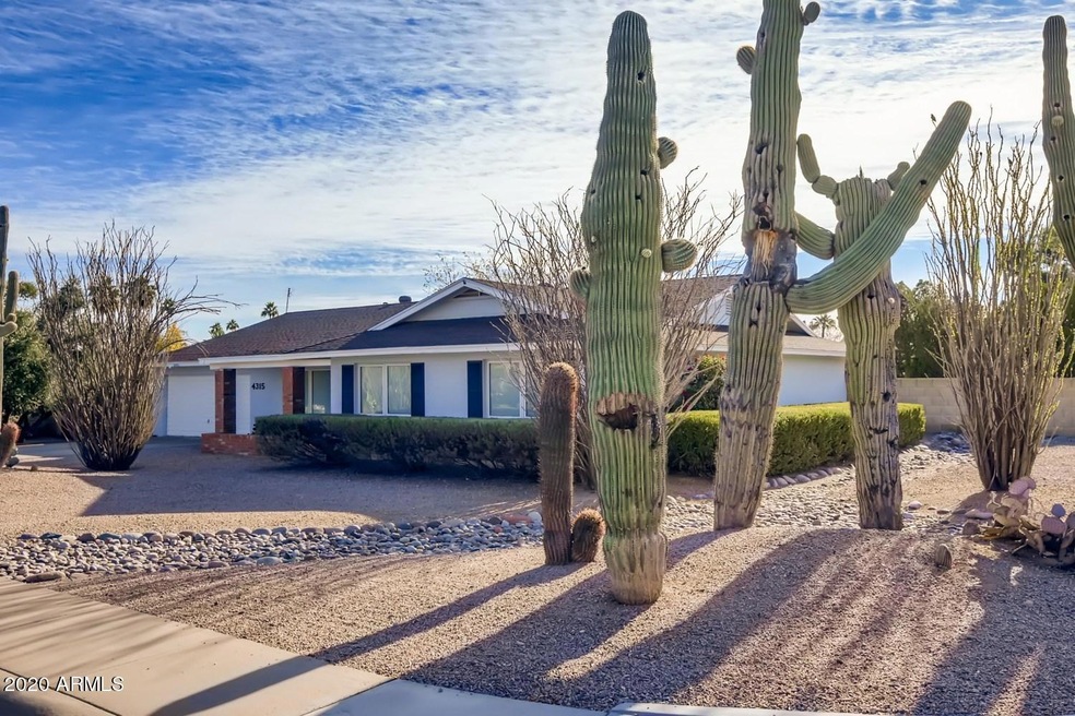4315 E Shangri La _ Front