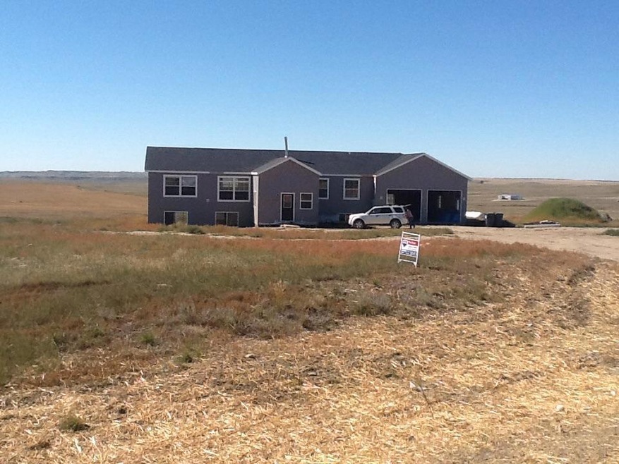 14746 Lambert St, Williston, ND 58801 - photo 1