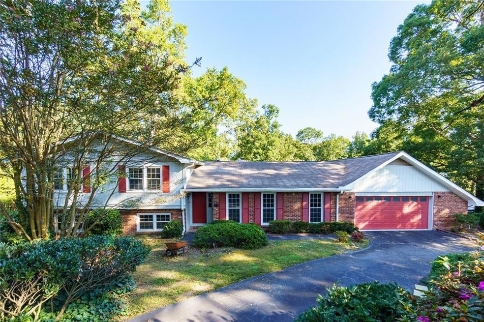 4201 Fairgreen Terrace NE, Marietta, GA 30068 - photo 1