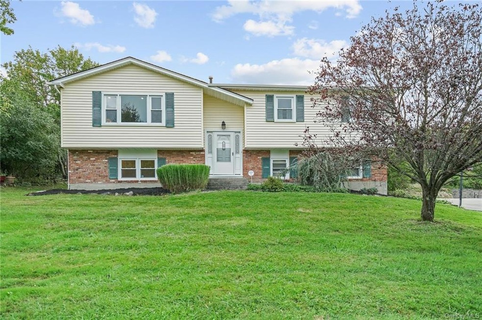 29 Jones Dr, Highland Mills, NY 10930 - photo 1