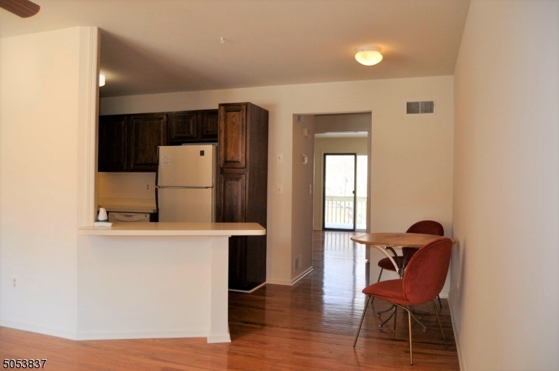 76 Carriage Ln unit 276, Sparta, NJ 07871 - photo 1