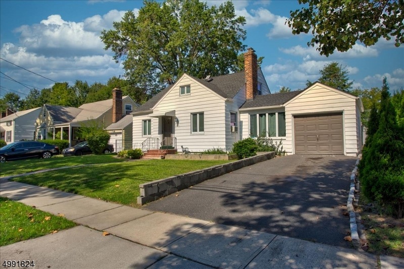 22 Alison Rd, Roselle, NJ 07203 - photo 1