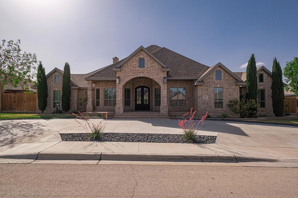 2509 Briaroaks Dr, Midland, TX 79707 - photo 1