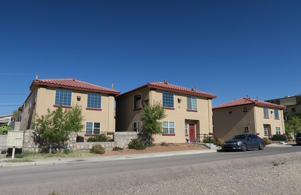 2413 Tremont Ave unit D3, El Paso, TX 79930 - photo 1