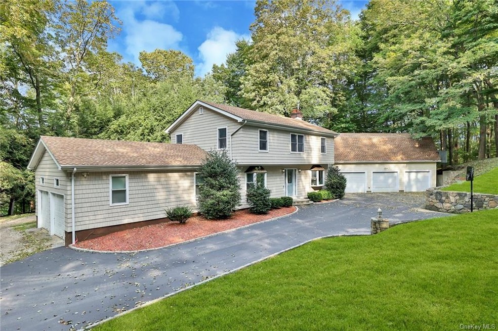 186 High Ridge Rd, Pound Ridge, NY 10576 - photo 1