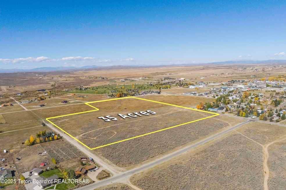 0 Tbd Agate St, Pinedale, WY 82941 - photo 1