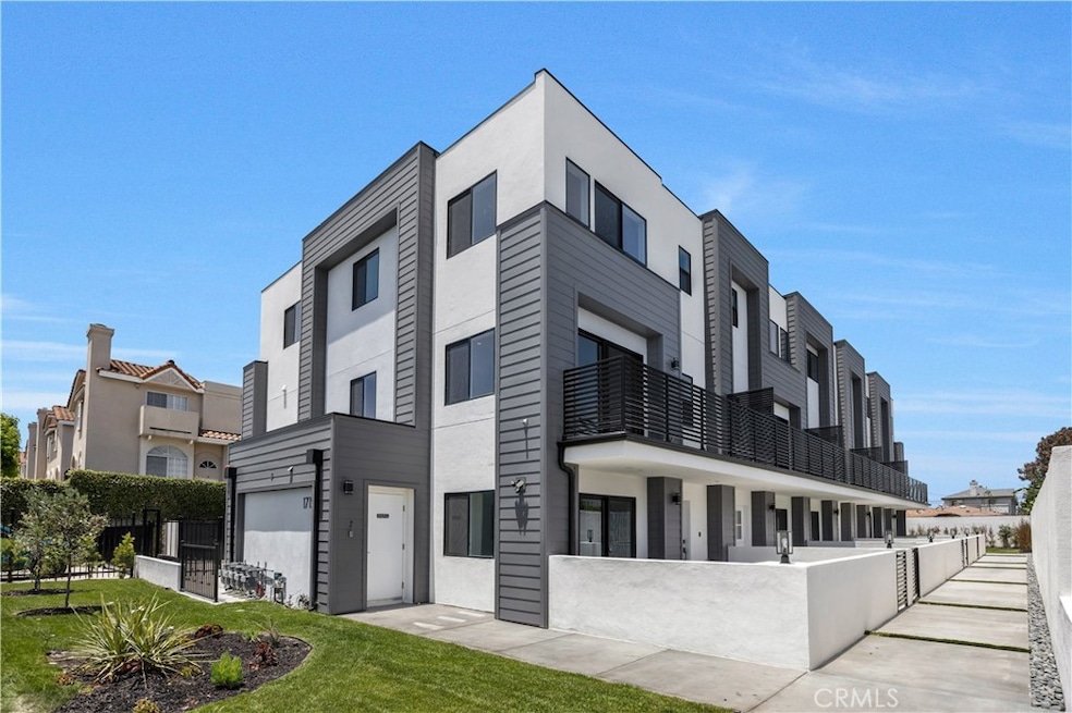 1715 W 149th St unit E, Gardena, CA 90247 - photo 1