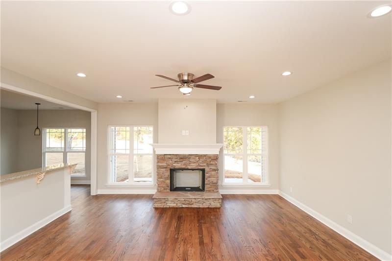 143 Willow Haven St SE, Calhoun, GA 30701 - photo 1