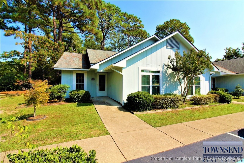 2712 Helaman Ct unit 13, Fayetteville, NC 28303 - photo 1