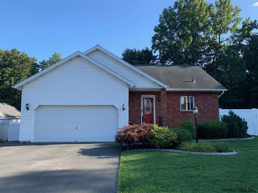 67 Celeste Dr, Rensselaer, NY 12144 - photo 1