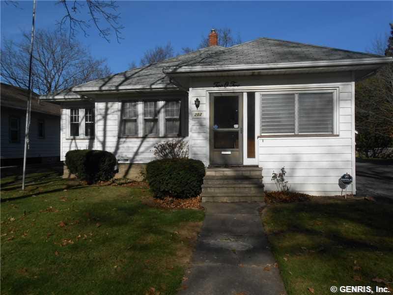 Exterior Front welcome to 202 Elmtree Rd
