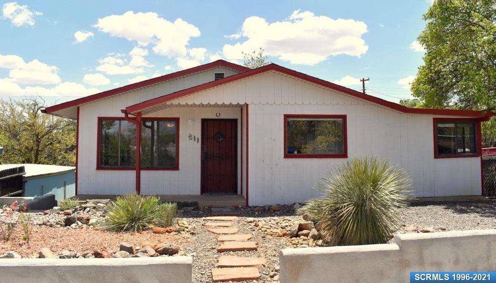 811 W Hill St, Silver City, NM 88061 - photo 1
