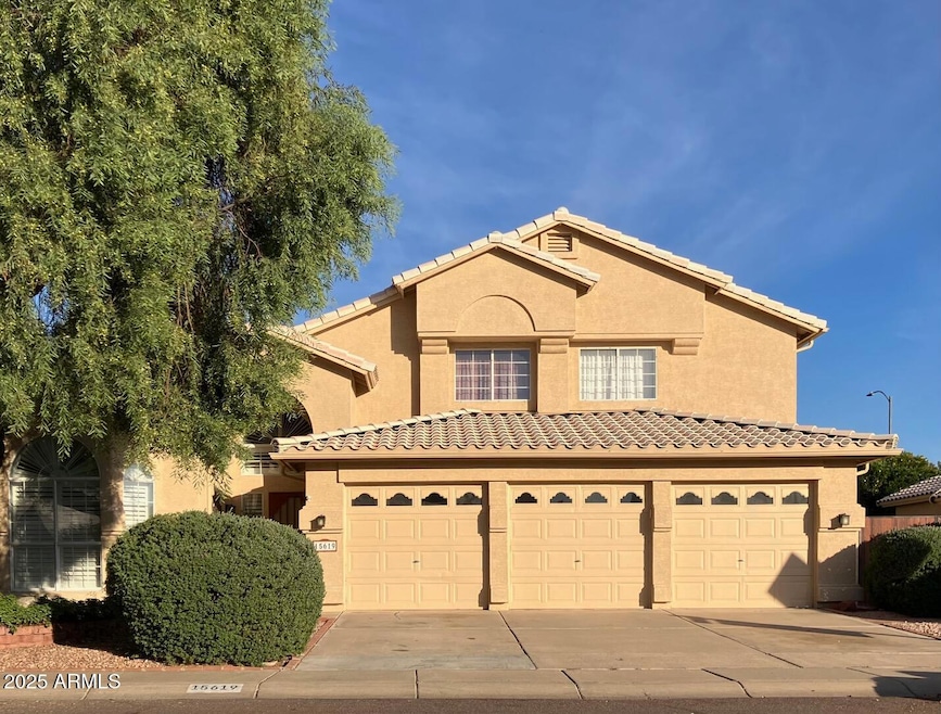 15619 N 7th Dr, Phoenix, AZ 85023 - photo 1