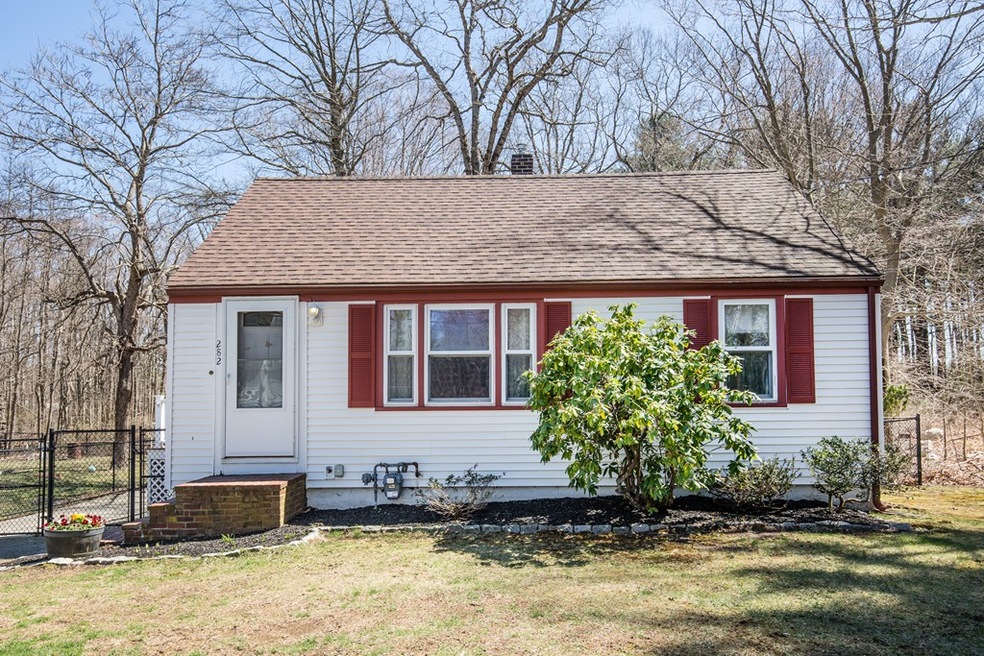 282 Salem St, Rockland, MA 02370 - photo 1